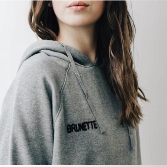 Brunette The Label The Brunette Middle Sister Chainstitch Hoodie in Heather Grey - Picture 2 of 6